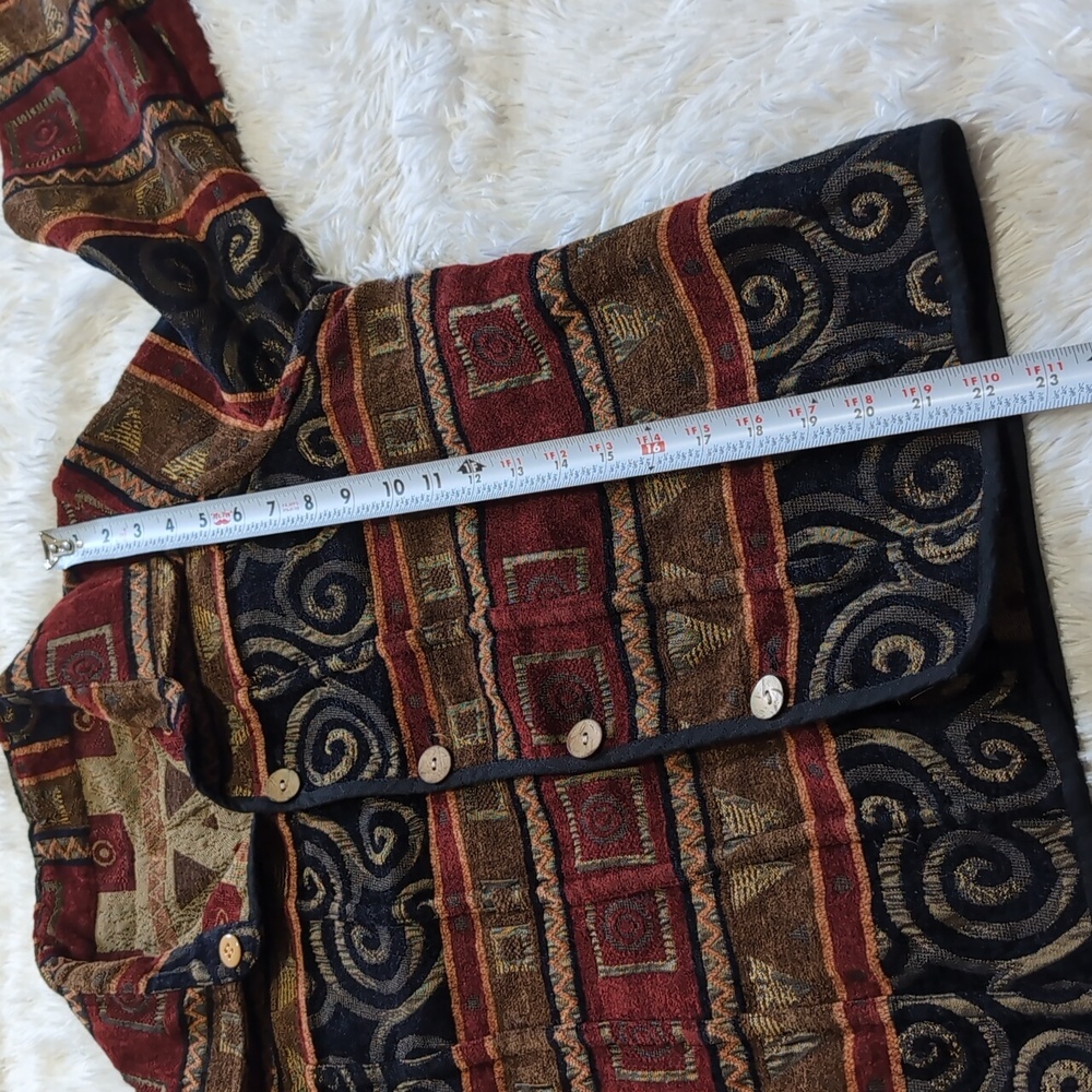 90s Vintage Reversible Red, Black, & Tan Corduroy Tapestry Button Down Jacket - Picture 9 of 12